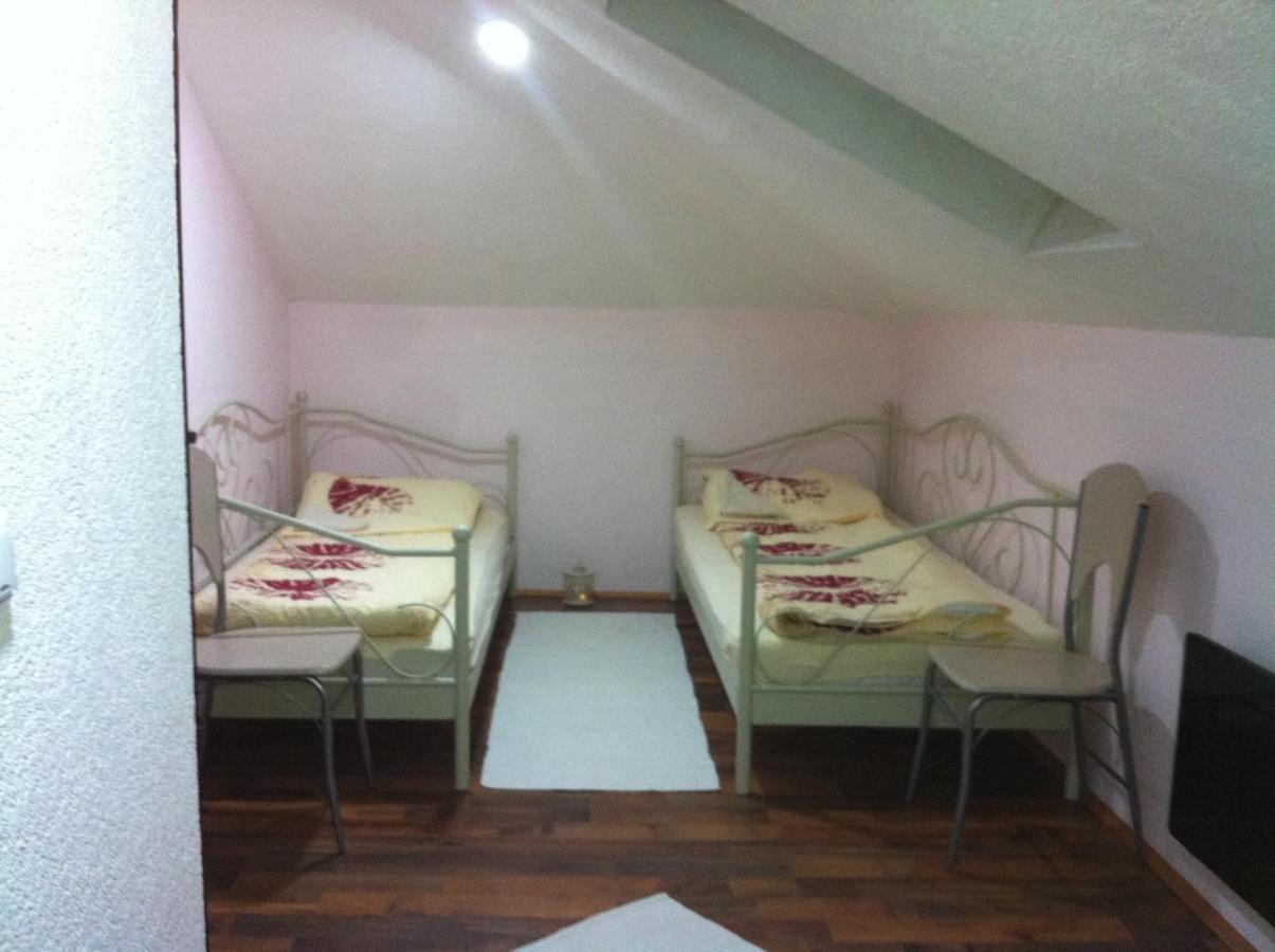 Pansion Zeyno Hotel ซาราเยโว ภายนอก รูปภาพ